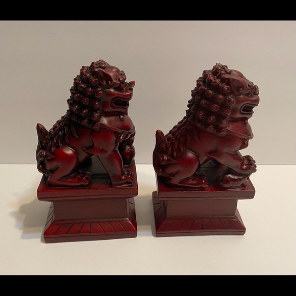 Feng Shui Pair of Red Fu Dogs Guardian Lion Statue - Picture 4 of 5